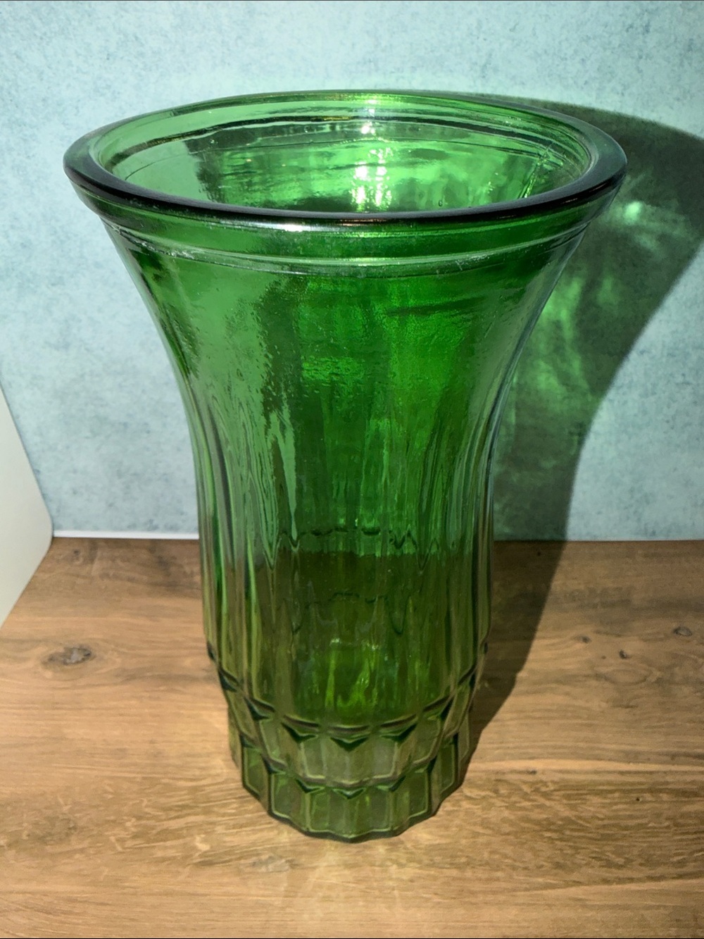 E O Brody Emerald Green Fluted Glass Vase